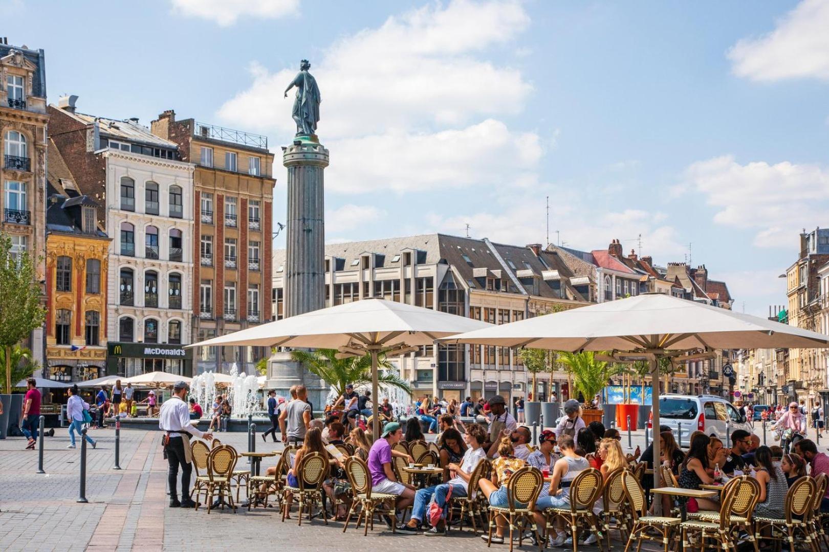 Train Station: Equipped Appartement Lille